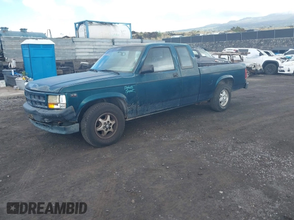 1994 Dodge Dakota with VIN 1B7GL23X7RW147890, listed as a IAAI auction lot 41323742 with 189,764 mi miles and . Bid and sale history available at DreamBid. Image 2.