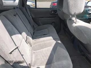 2003 Hyundai Santa Fe GLS z VIN KM8SC13D73U347225, wystawiony jako IAAI lot #42368665 z przebiegiem 208 072 mil mil oraz . Historia ofert i sprzedaży dostępna na DreamBid. Obrazek 8.