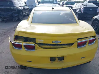 2012 Chevrolet Camaro 2LS с VIN 2G1FA1E34C9207767, выставлен на аукционе IAAI как лот 41900584 с пробегом 221 570 миль миль и . История ставок и продаж доступна на DreamBid. Изображение 16.