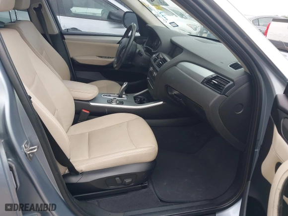 2013 BMW X3 xDrive28i with VIN 5UXWX9C51D0A21335, listed as a IAAI auction lot 41949974 with 98,357 mi miles. Bid and sale history available at carsss.com. Image 5.