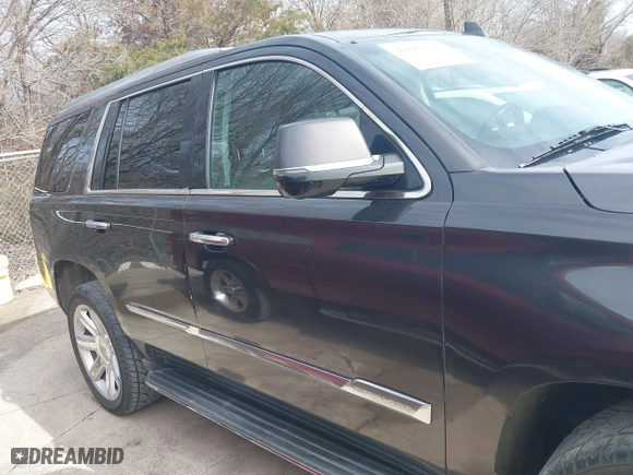 2015 Cadillac Escalade Luxury with VIN 1GYS3MKJ6FR643190, listed as a IAAI auction lot 41689594 with 134,682 mi miles. Bid and sale history available at carsss.com. Image 13.