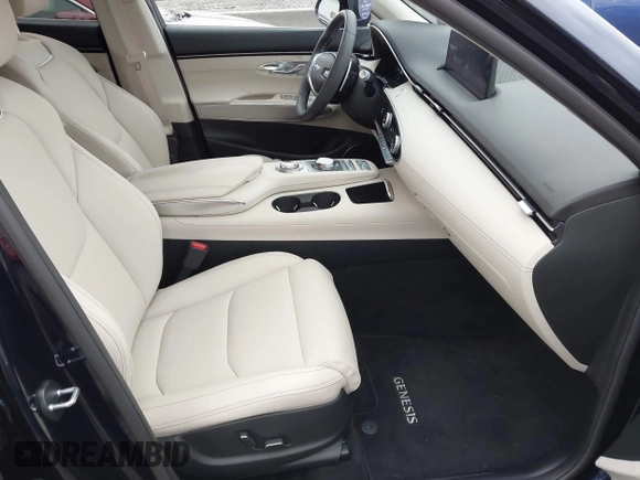 2025 Genesis GV70 2.5T with VIN 5NMMADTB5SH019701, listed as a IAAI auction lot 41728630 with 15,989 mi miles and . Bid and sale history available at DreamBid. Image 5.