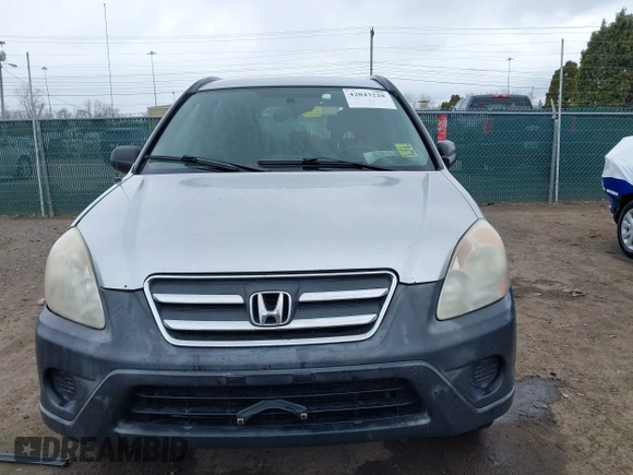 2006 Honda CR-V LX with VIN JHLRD78536C035954, listed as a IAAI auction lot 42043220 with 250,337 mi miles and . Bid and sale history available at carsss.com. Image 12.