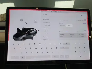 2020 Tesla Model 3 Long Range z VIN 5YJ3E1EB0LF800804, wystawiony jako IAAI lot #42137223 z przebiegiem 52 482 mil mil oraz . Historia ofert i sprzedaży dostępna na DreamBid. Obrazek 7.