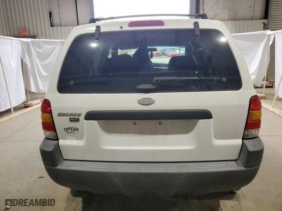 2003 Ford Escape XLT Popular with VIN 1FMYU031X3KA78057, listed as a Copart auction lot 45421625 with 146,273 mi miles and Salvage Title. Bid and sale history available at carsss.com. Image 6.