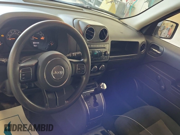 2016 Jeep Patriot Sport z VIN 1C4NJPBA7GD528994, wystawiony jako IAAI lot #42378751 z przebiegiem 73 807 mil mil oraz . Historia ofert i sprzedaży dostępna na DreamBid. Obrazek 38.