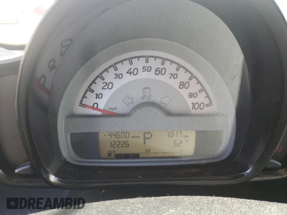 2015 Smart fortwo Passion z VIN WMEEJ3BA2FK811601, wystawiony jako Copart lot #50405625 z przebiegiem 44 600 mil mil oraz Szkoda całkowita • Salvage title. Historia ofert i sprzedaży dostępna na DreamBid. Obrazek 9.