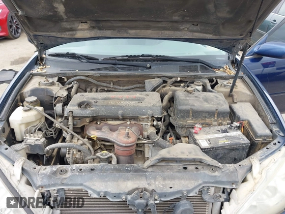 2005 Toyota Camry STD z VIN 4T1BE32K55U084967, wystawiony jako IAAI lot #42138311 z przebiegiem 272 779 mil mil oraz . Historia ofert i sprzedaży dostępna na DreamBid. Obrazek 10.