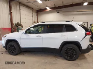 2017 Jeep Cherokee Latitude с VIN 1C4PJMCB2HW545464, выставлен на аукционе IAAI как лот 42043512 с пробегом 134 473 миль миль и . История ставок и продаж доступна на DreamBid. Изображение 14.