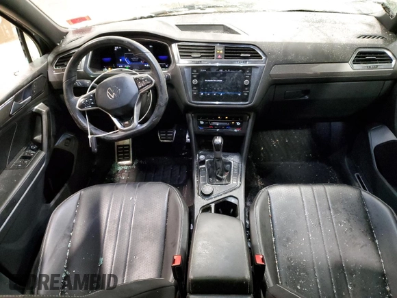 2022 Volkswagen Tiguan SE R-Line Black with VIN 3VV8B7AX3NM095130, listed as a Copart auction lot 88801635 with 49,465 mi miles and Salvage Title. Bid and sale history available at DreamBid. Image 8.