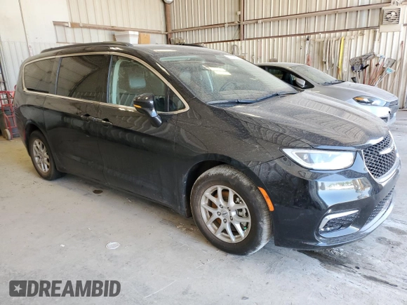 2022 Chrysler Pacifica Touring L with VIN 2C4RC1BG3NR195099, listed as a Copart auction lot 54214885 with 69,039 mi miles and Salvage title. Bid and sale history available at DreamBid. Image 4.