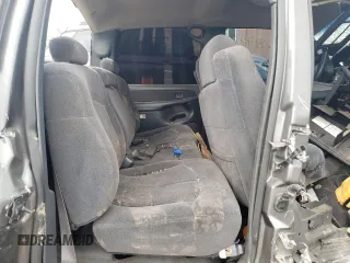 2002 Chevrolet Silverado 1500HD LS z VIN 1GCGC13U22F161668, wystawiony jako Copart lot #53289994 z przebiegiem Nie podano mil oraz Szkoda całkowita • Salvage title. Historia ofert i sprzedaży dostępna na DreamBid. Obrazek 11.