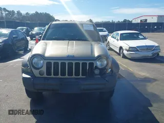 2007 Jeep Liberty Sport with VIN 1J4GL48K47W537636, listed as a IAAI auction lot 41740319 with 237,826 mi miles. Bid and sale history available at carsss.com. Image 12.