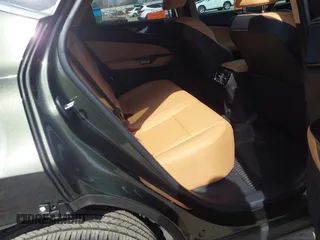 2024 Lexus NX 250 Premium z VIN 2T2GDCAZ1RC015929, wystawiony jako IAAI lot #41686646 z przebiegiem 27 898 mil mil oraz . Historia ofert i sprzedaży dostępna na DreamBid. Obrazek 8.