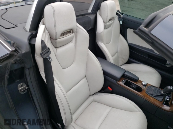 2015 Mercedes-Benz SLK-Class SLK 350 with VIN WDDPK5HA4FF096553, listed as a Copart auction lot 62951933 with 102,205 mi miles. Bid and sale history available at carsss.com. Image 10.