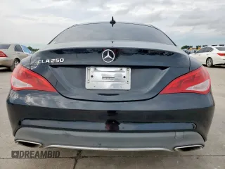 2018 Mercedes-Benz CLA 250 z VIN WDDSJ4EB6JN505705, wystawiony jako Copart lot #57476655 z przebiegiem 57 442 mil mil oraz Szkoda całkowita • Salvage title. Historia ofert i sprzedaży dostępna na DreamBid. Obrazek 6.