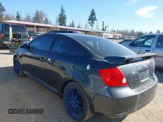 2006 Scion tC with VIN JTKDE177860107651, listed as a IAAI auction lot 41753758 with 212,401 mi miles. Bid and sale history available at carsss.com. Image 3.