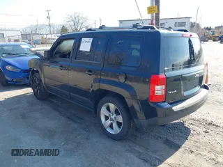2012 Jeep Patriot Limited with VIN 1C4NJRCB4CD553624, listed as a IAAI auction lot 41729225 with Not Provided miles and . Bid and sale history available at carsss.com. Image 3.