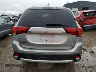 2018 Mitsubishi Outlander ES z VIN JA4AZ3A3XJZ062453, wystawiony jako Copart lot #55823265 z przebiegiem 59 084 mil mil oraz Szkoda całkowita • Salvage title. Historia ofert i sprzedaży dostępna na DreamBid. Obrazek 6.