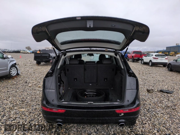 2014 Audi Q5 Premium Plus with VIN WA1CMAFP3EA095354, listed as a Copart auction lot 82421174 with 146,500 mi miles and Salvage title. Bid and sale history available at DreamBid. Image 6.