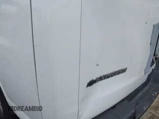 2006 Chevrolet Express Cargo with VIN 1GCFG15X261206862, listed as a IAAI auction lot 42170725 with 327,261 mi miles and . Bid and sale history available at DreamBid. Image 6.