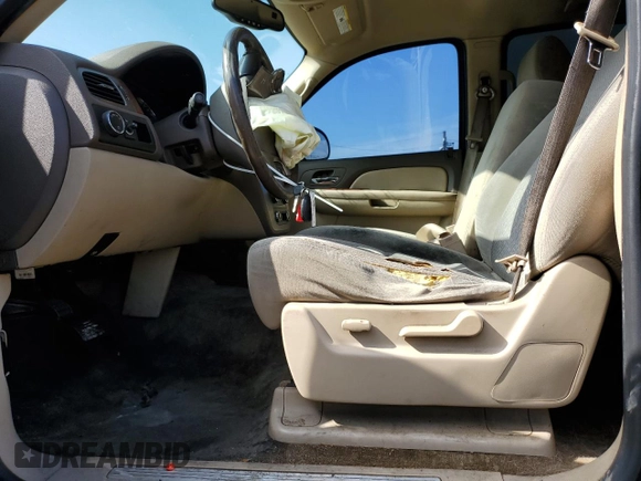 2007 GMC Yukon XL SLT with VIN 1GKFC16027J189256, listed as a Copart auction lot 45907015 with 0 mi miles and Salvage Title. Bid and sale history available at carsss.com. Image 7.