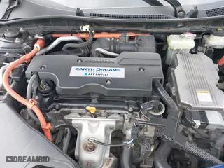 2017 Honda Accord Hybrid with VIN JHMCR6F33HC010926, listed as a IAAI auction lot 40061747 with 184,770 mi miles. Bid and sale history available at carsss.com. Image 10.