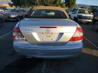 2009 Mercedes-Benz CLK 350 with VIN WDBTK56F19T103440, listed as a Copart auction lot 79776024 with 86,340 mi miles and Salvage Title. Bid and sale history available at DreamBid. Image 6.