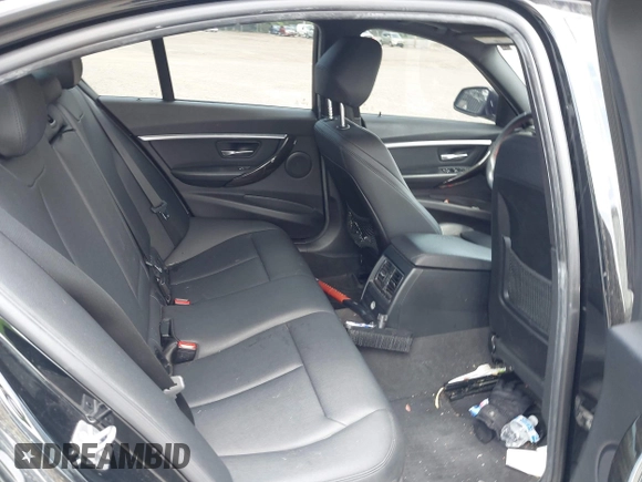 2016 BMW 3 Series 328i xDrive с VIN WBA8E3G52GNU02944, выставлен на аукционе IAAI как лот 42429072 с пробегом 81 520 миль миль и . История ставок и продаж доступна на DreamBid. Изображение 8.