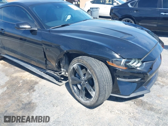 2021 Ford Mustang GT z VIN 1FA6P8CF4M5149580, wystawiony jako IAAI lot #41878355 z przebiegiem 60 028 mil mil oraz . Historia ofert i sprzedaży dostępna na DreamBid. Obrazek 6.