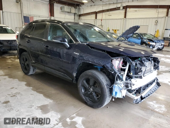 2021 Toyota RAV4 Hybrid XSE with VIN 2T3E6RFV7MW009954, listed as a Copart auction lot 54954425 with 61,397 mi miles and Salvage title. Bid and sale history available at DreamBid. Image 4.