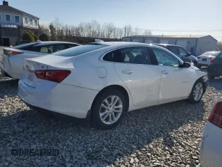2018 Chevrolet Malibu LT with VIN 1G1ZD5STXJF191322, listed as a Copart auction lot 52150035 with 24,696 mi miles and Salvage Title. Bid and sale history available at carsss.com. Image 3.