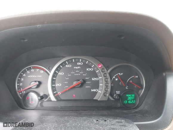 2004 Honda Pilot EX with VIN 2HKYF18414H595383, listed as a IAAI auction lot 41658945 with 131,622 mi miles. Bid and sale history available at carsss.com. Image 7.