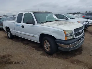 2003 Chevrolet Silverado 1500 with VIN 2GCEC19T531223479, listed as a IAAI auction lot 41706102 with 218,093 mi miles. Bid and sale history available at carsss.com. Image 1.