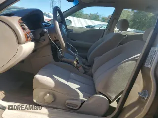2001 Mazda 626 LX with VIN 1YVGF22C815231985, listed as a Copart auction lot 74913884 with 52,699 mi miles and Clean Title. Bid and sale history available at carsss.com. Image 7.