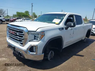 2021 GMC Sierra 1500 SLT z VIN 3GTU9DED2MG439731, wystawiony jako IAAI lot #42014277 z przebiegiem Nie podano mil oraz . Historia ofert i sprzedaży dostępna na DreamBid. Obrazek 6.