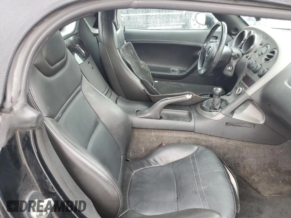2008 Pontiac Solstice z VIN 1G2MB35B28Y108306, wystawiony jako Copart lot #51535025 z przebiegiem 79 099 mil mil oraz Szkoda całkowita • Salvage title. Historia ofert i sprzedaży dostępna na DreamBid. Obrazek 10.