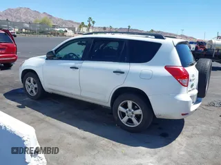 2007 Toyota RAV4 with VIN JTMZK33V275011430, listed as a IAAI auction lot 42159203 with 195,141 mi miles. Bid and sale history available at carsss.com. Image 3.