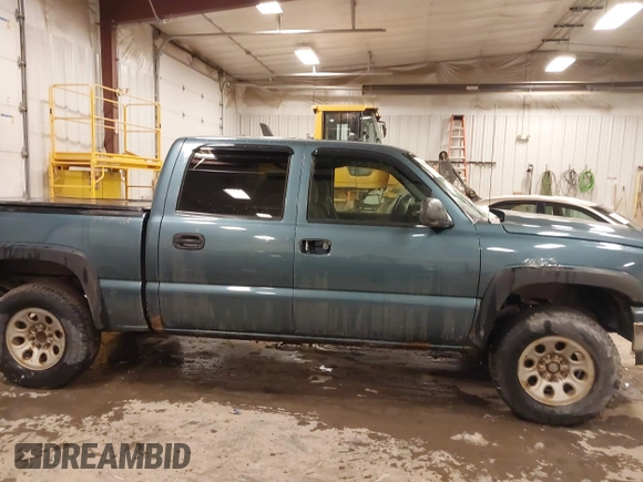 2007 Chevrolet Silverado 1500 LT3 with VIN 2GCEK13Z371100396, listed as a IAAI auction lot 41974792 with 293,525 mi miles and . Bid and sale history available at DreamBid. Image 13.