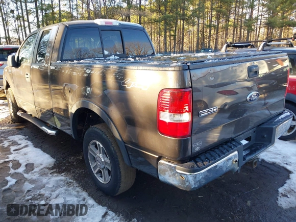2007 Ford F-150 STX with VIN 1FTRX14W17FB65876, listed as a IAAI auction lot 41318821 with 206,254 mi miles. Bid and sale history available at carsss.com. Image 3.
