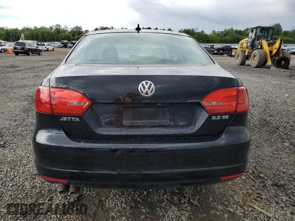 2013 Volkswagen Jetta SE z VIN 3VWDP7AJXDM251251, wystawiony jako Copart lot #57757585 z przebiegiem 167 891 mil mil oraz Szkoda całkowita • Salvage title. Historia ofert i sprzedaży dostępna na DreamBid. Obrazek 6.