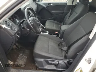 2013 Volkswagen Tiguan S with VIN WVGAV3AX2DW620818, listed as a Copart auction lot 53974985 with 135,075 mi miles and Salvage title. Bid and sale history available at DreamBid. Image 7.