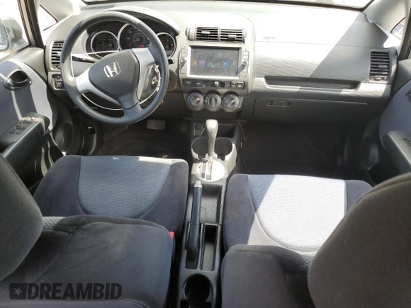 2007 Honda Fit с VIN JHMGD38457S043676, выставлен на аукционе Copart как лот 57217005 с пробегом 208 480 миль миль и Чистый • Clean title. История ставок и продаж доступна на DreamBid. Изображение 8.