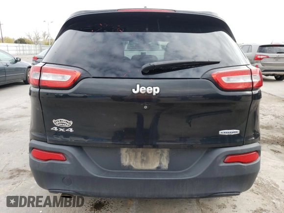 2015 Jeep Cherokee Latitude with VIN 1C4PJMCB8FW679487, listed as a Copart auction lot 51678345 with 139,027 mi miles and Salvage Title. Bid and sale history available at carsss.com. Image 6.