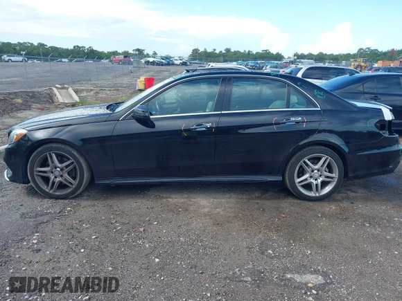 2014 Mercedes-Benz E 350 Sport z VIN WDDHF5KB1EB062800, wystawiony jako IAAI lot #42469544 z przebiegiem 141 698 mil mil oraz . Historia ofert i sprzedaży dostępna na DreamBid. Obrazek 15.