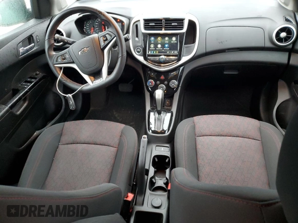 2018 Chevrolet Sonic LT z VIN 1G1JD6SB7J4102103, wystawiony jako Copart lot #85656674 z przebiegiem 29 877 mil mil oraz Szkoda całkowita • Salvage title. Historia ofert i sprzedaży dostępna na DreamBid. Obrazek 8.