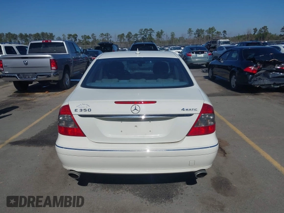 2007 Mercedes-Benz E-Class 3.5L with VIN WDBUF87X57X221918, listed as a IAAI auction lot 41618274 with 176,359 mi miles. Bid and sale history available at carsss.com. Image 16.