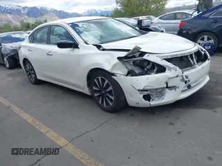 2015 Nissan Altima SL z VIN 1N4AL3AP4FC130238, wystawiony jako IAAI lot #42127095 z przebiegiem 127 577 mil mil oraz . Historia ofert i sprzedaży dostępna na DreamBid. Obrazek 1.