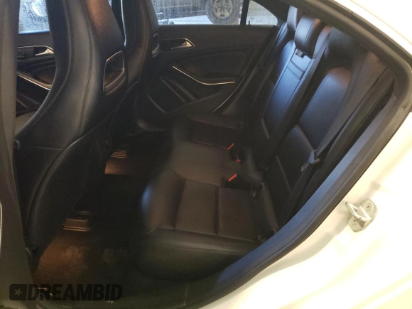 2015 Mercedes-Benz CLA 250 with VIN WDDSJ4GB5FN189122, listed as a Copart auction lot 57647115 with 118,038 mi miles and Salvage title. Bid and sale history available at DreamBid. Image 10.