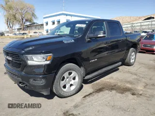 2019 Ram 1500 Big Horn z VIN 1C6SRFFT0KN713965, wystawiony jako Copart lot #51979675 z przebiegiem 152 547 mil mil oraz Szkoda całkowita • Salvage title. Historia ofert i sprzedaży dostępna na DreamBid. Obrazek 1.